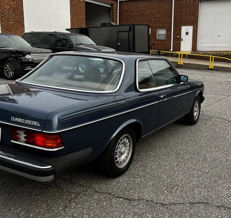 1984 Mercedes-Benz W123 Coupe (C123) - Image 9 of 31