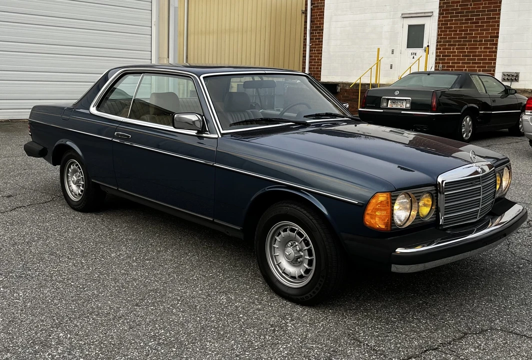 1984 Mercedes-Benz W123 Coupe (C123) - Image 12 of 31