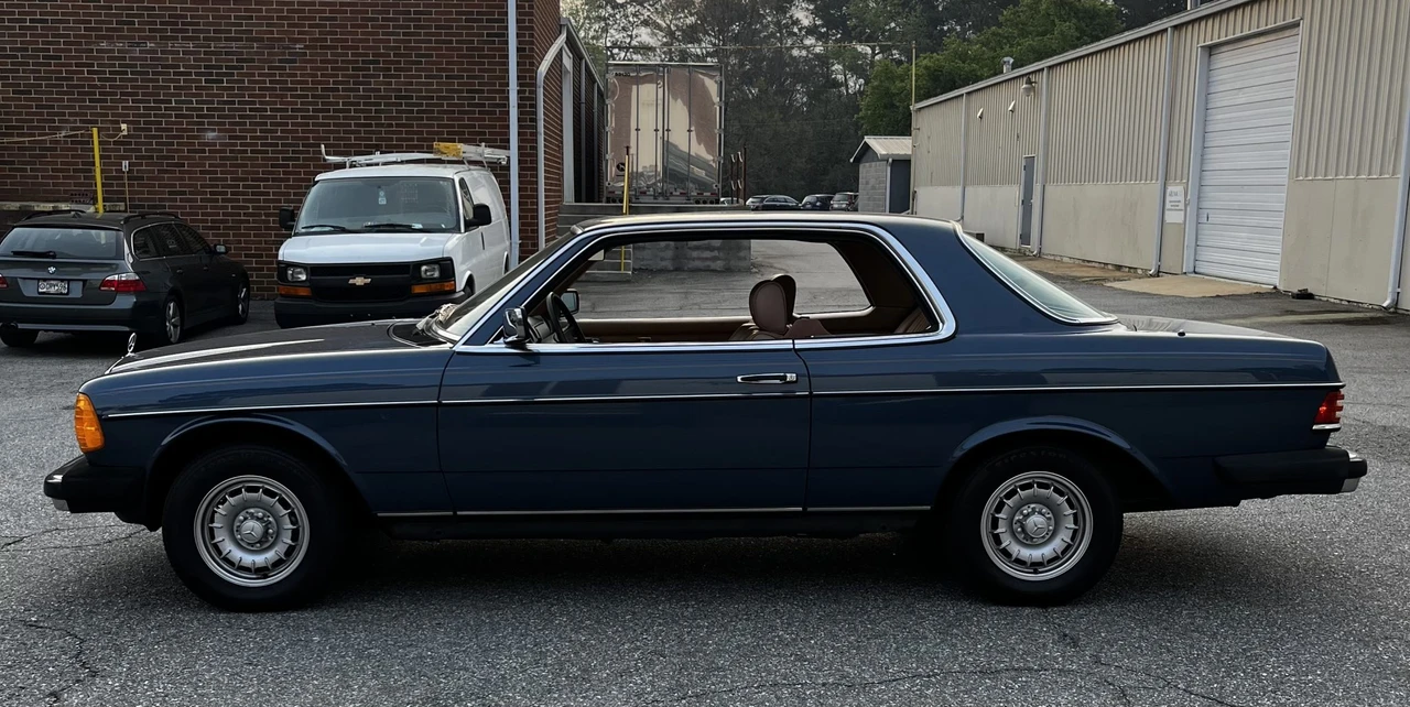 1984 Mercedes-Benz W123 Coupe (C123) - Image 6 of 31