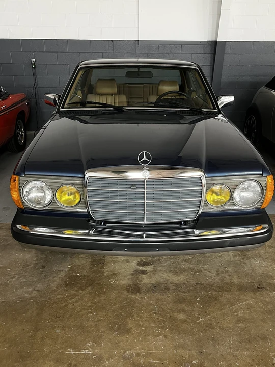 1984 Mercedes-Benz W123 Coupe (C123) - Image 17 of 31