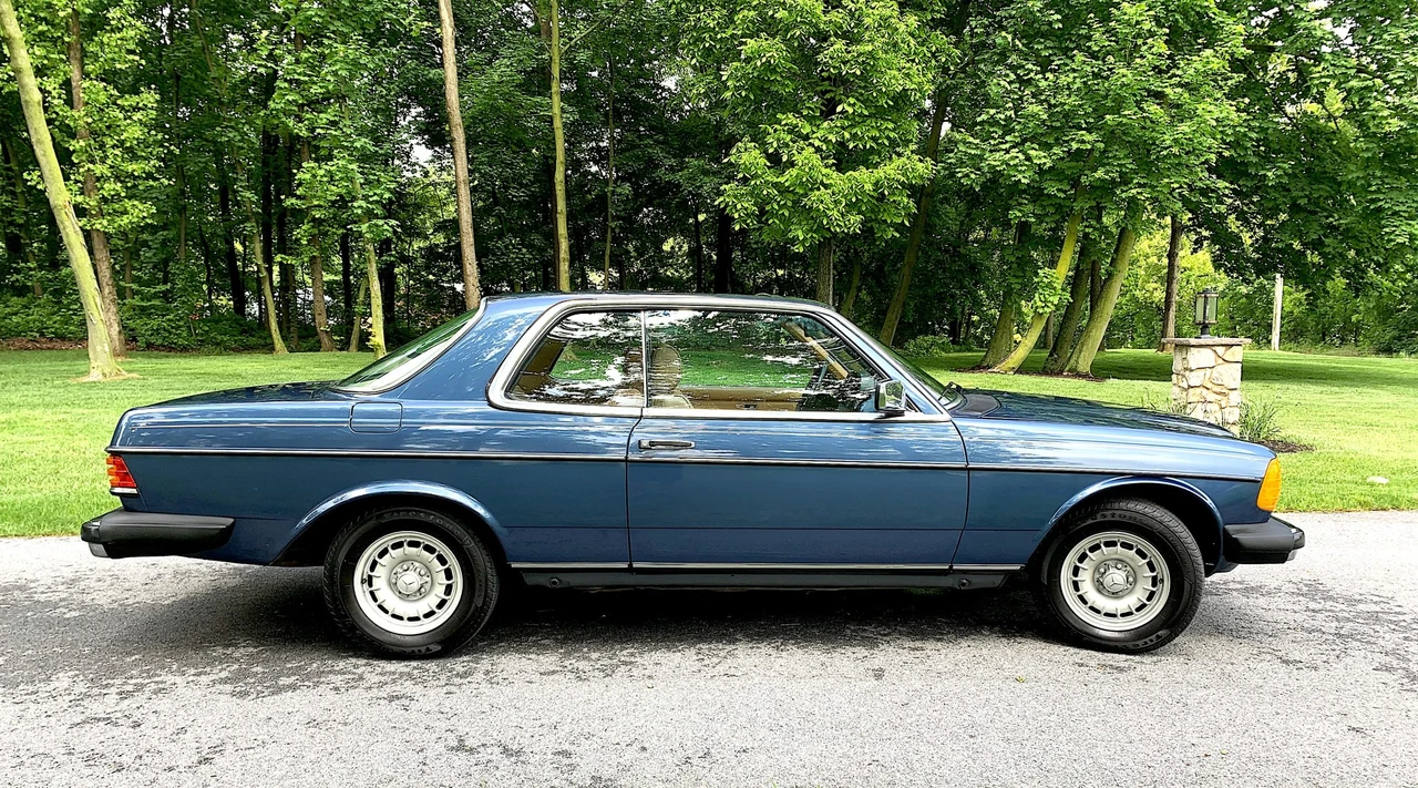 1984 Mercedes-Benz W123 Coupe (C123) - Image 18 of 31