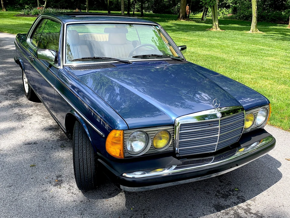 1984 Mercedes-Benz W123 Coupe (C123) - Image 3 of 31
