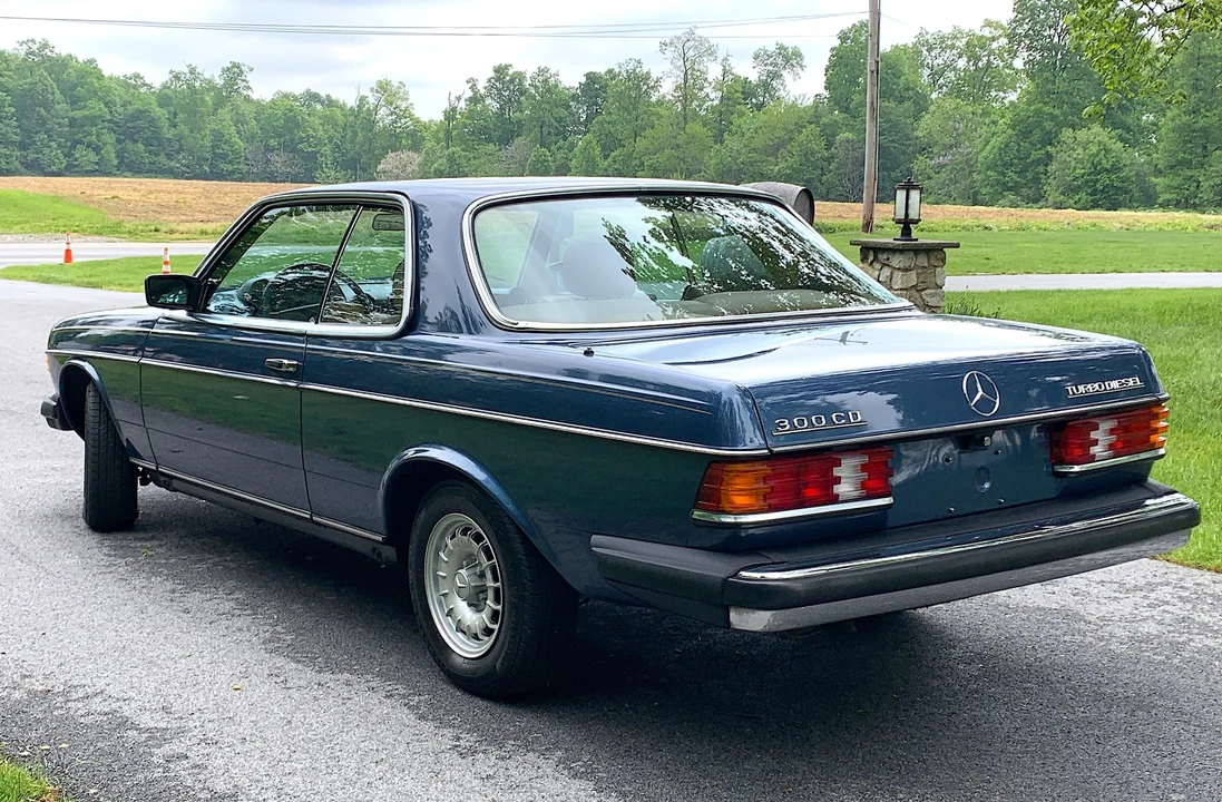 1984 Mercedes-Benz W123 Coupe (C123) - Image 11 of 31