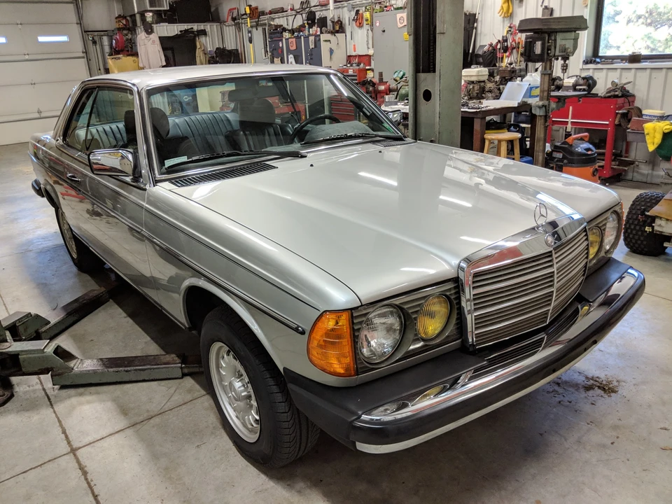 1984 Mercedes-Benz W123 Coupe (C123) - Image 3 of 31