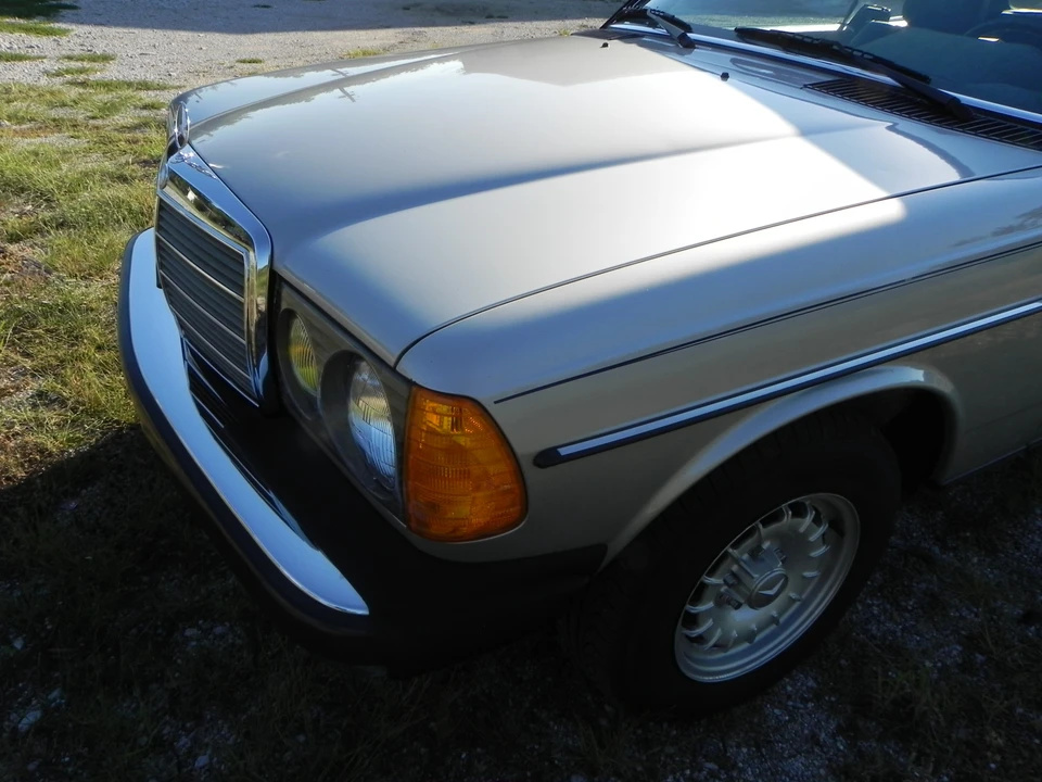 1984 Mercedes-Benz W123 Coupe (C123) - Image 19 of 31