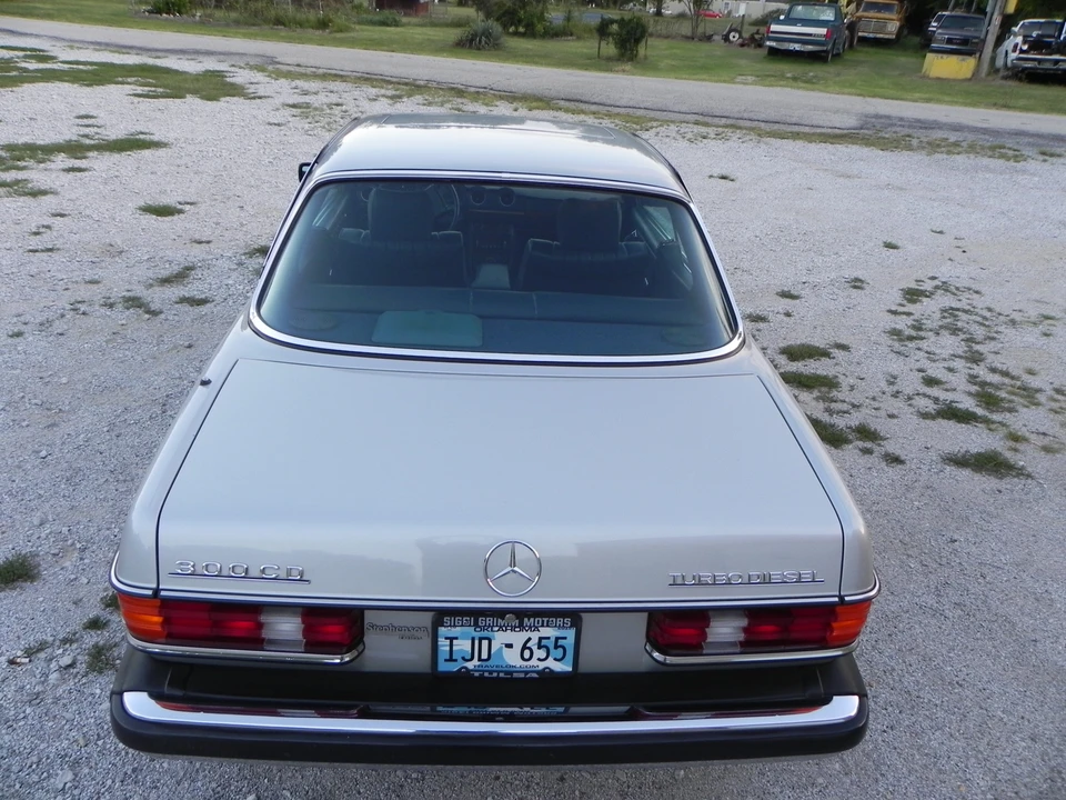 1984 Mercedes-Benz W123 Coupe (C123) - Image 12 of 31