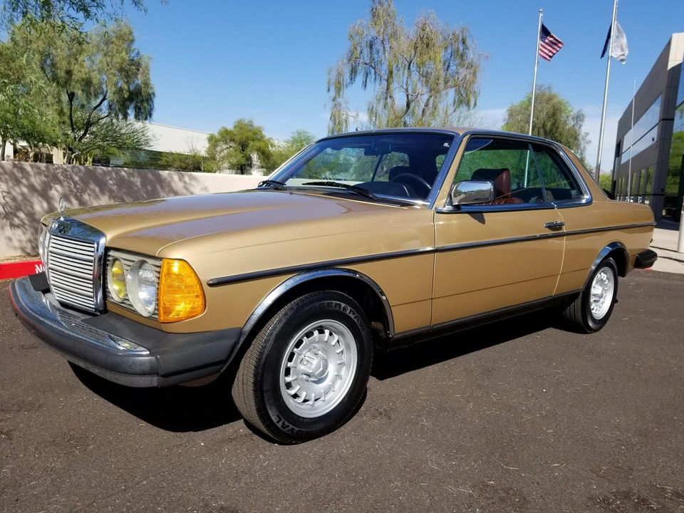 1984 Mercedes-Benz W123 Coupe (C123) - Image 2 of 31