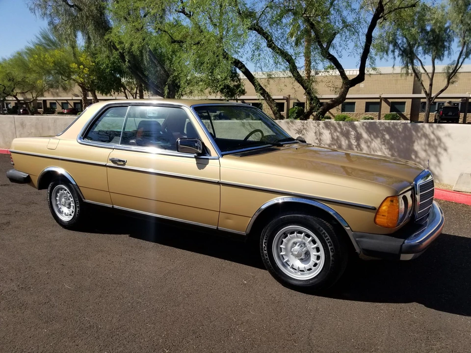 1984 Mercedes-Benz W123 Coupe (C123) - Image 11 of 31
