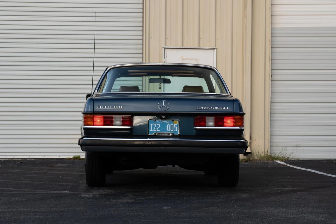 1984 Mercedes-Benz E-Class - Image 11 of 31
