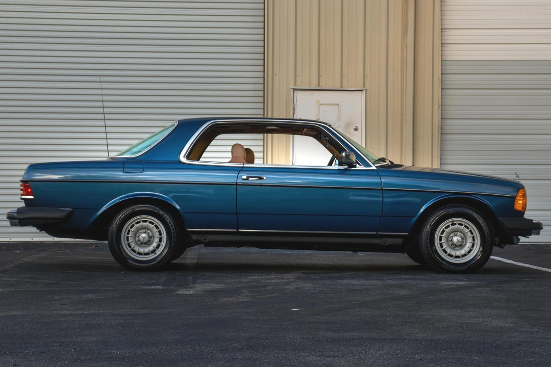 1984 Mercedes-Benz E-Class - Image 3 of 31