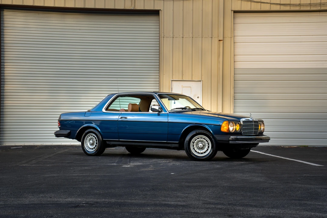 1984 Mercedes-Benz E-Class - Image 15 of 31