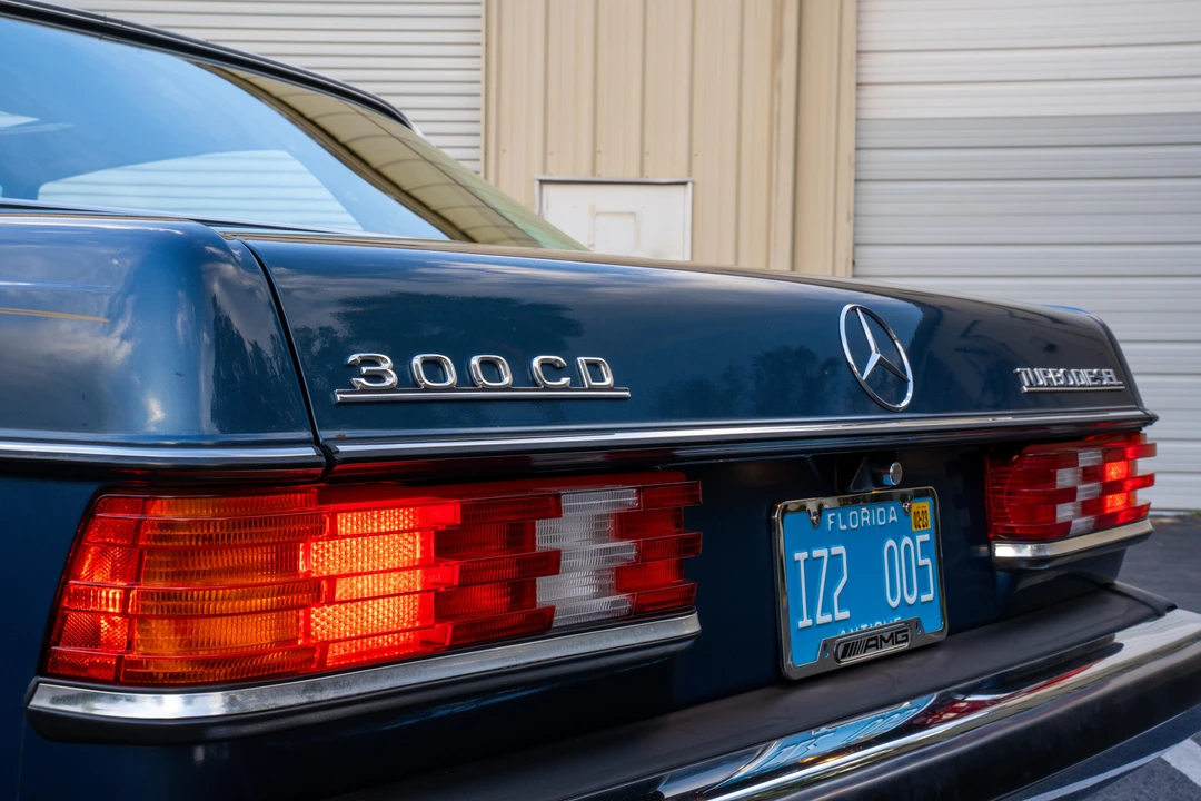 1984 Mercedes-Benz E-Class - Image 28 of 31