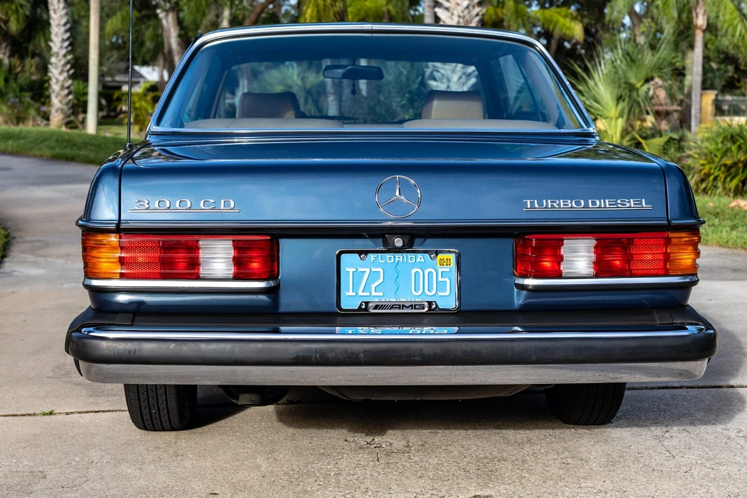 1984 Mercedes-Benz E-Class - Image 10 of 31