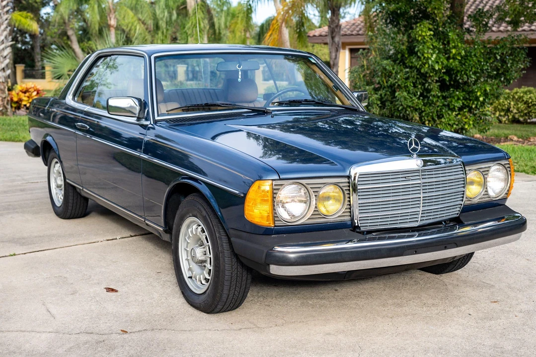 1984 Mercedes-Benz E-Class - Image 16 of 31