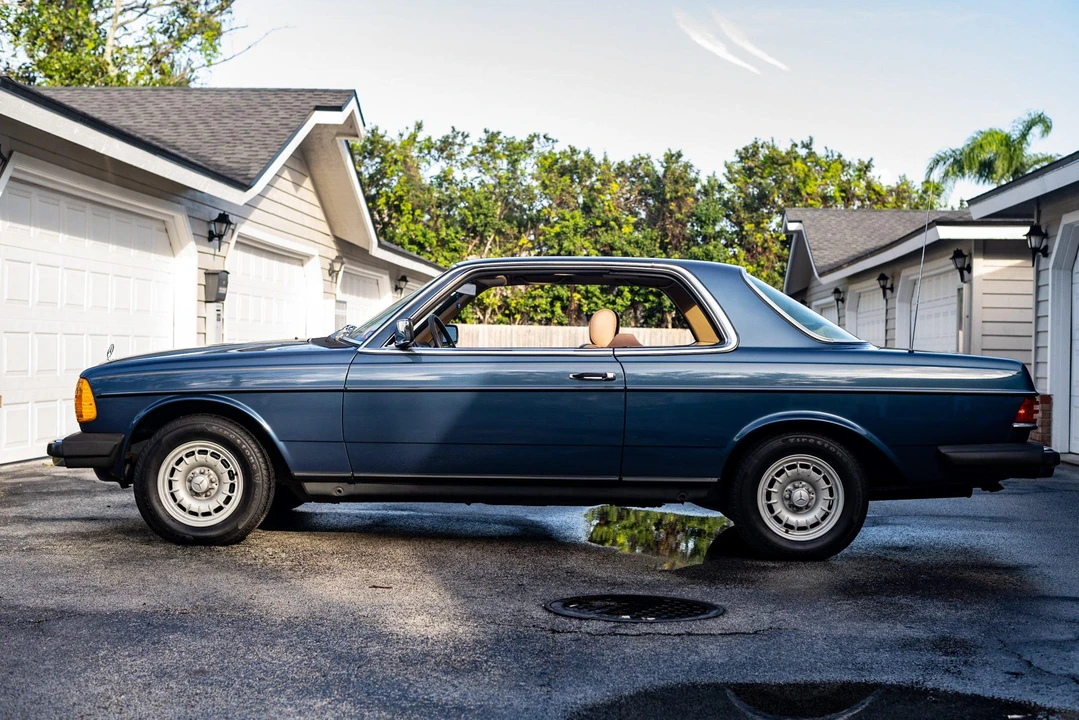 1984 Mercedes-Benz E-Class - Image 8 of 31