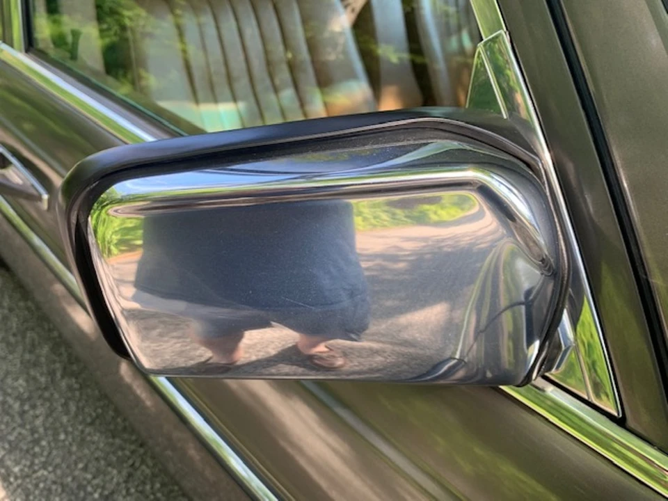 1984 Mercedes-Benz W123 Sedan - Image 25 of 31