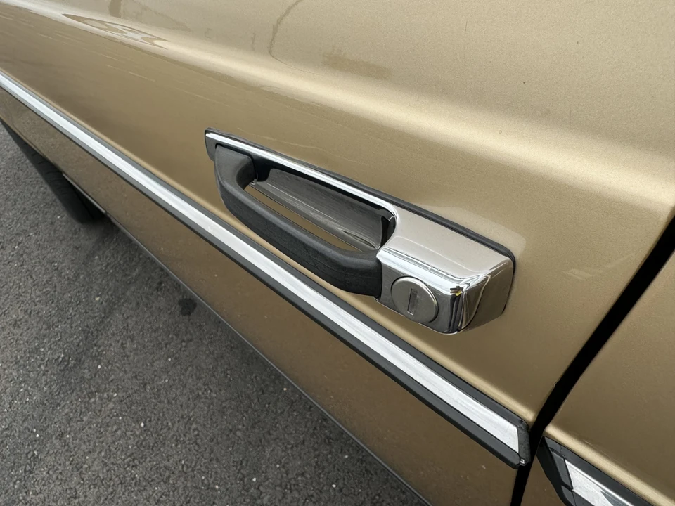 1984 Mercedes-Benz W123 Sedan - Image 27 of 31