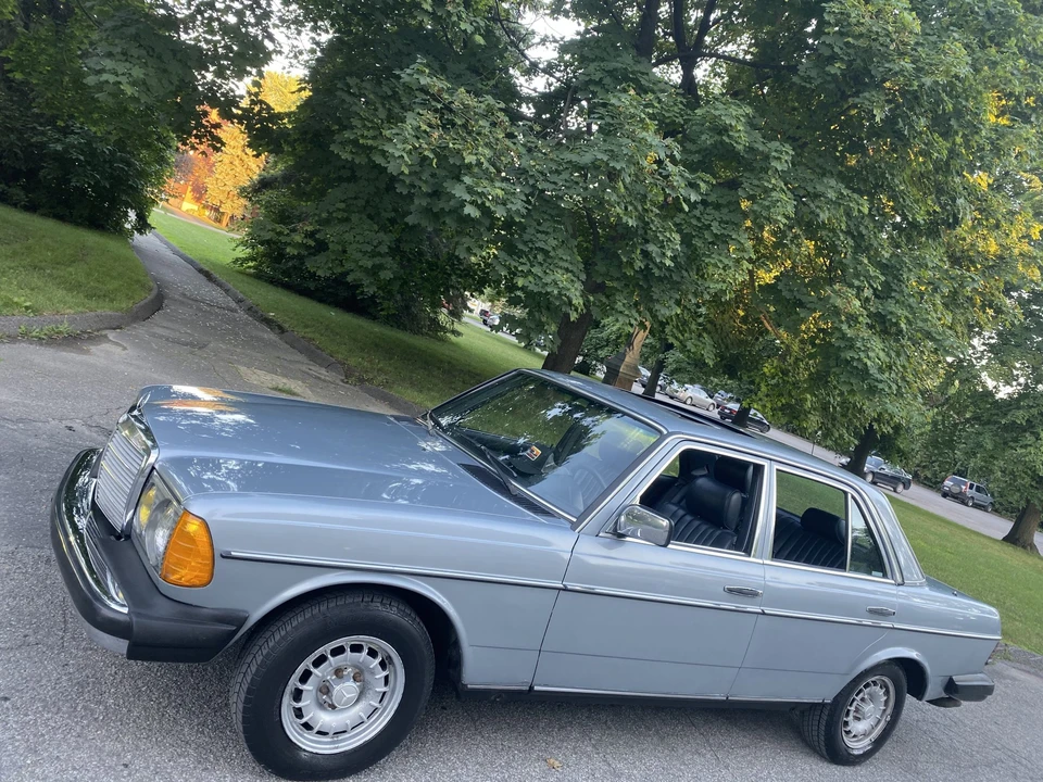 1984 Mercedes-Benz W123 Sedan - Image 5 of 31