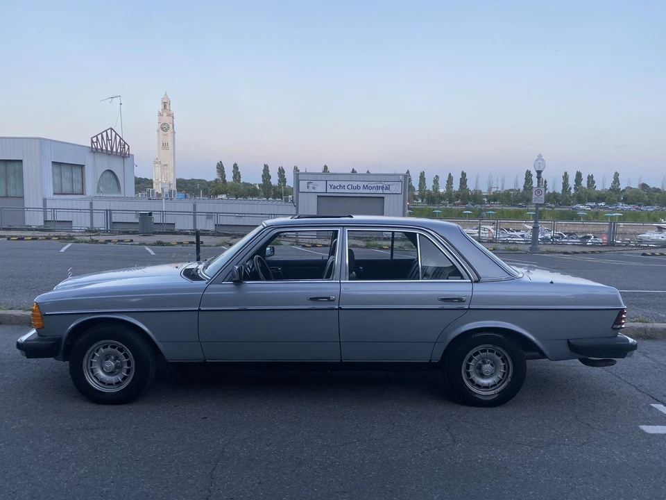 1984 Mercedes-Benz W123 Sedan - Image 4 of 31
