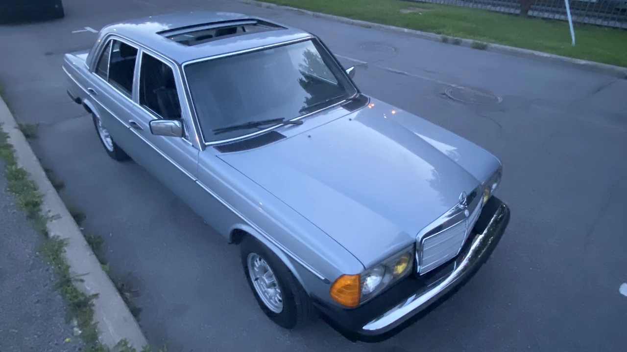 1984 Mercedes-Benz W123 Sedan - Image 22 of 31