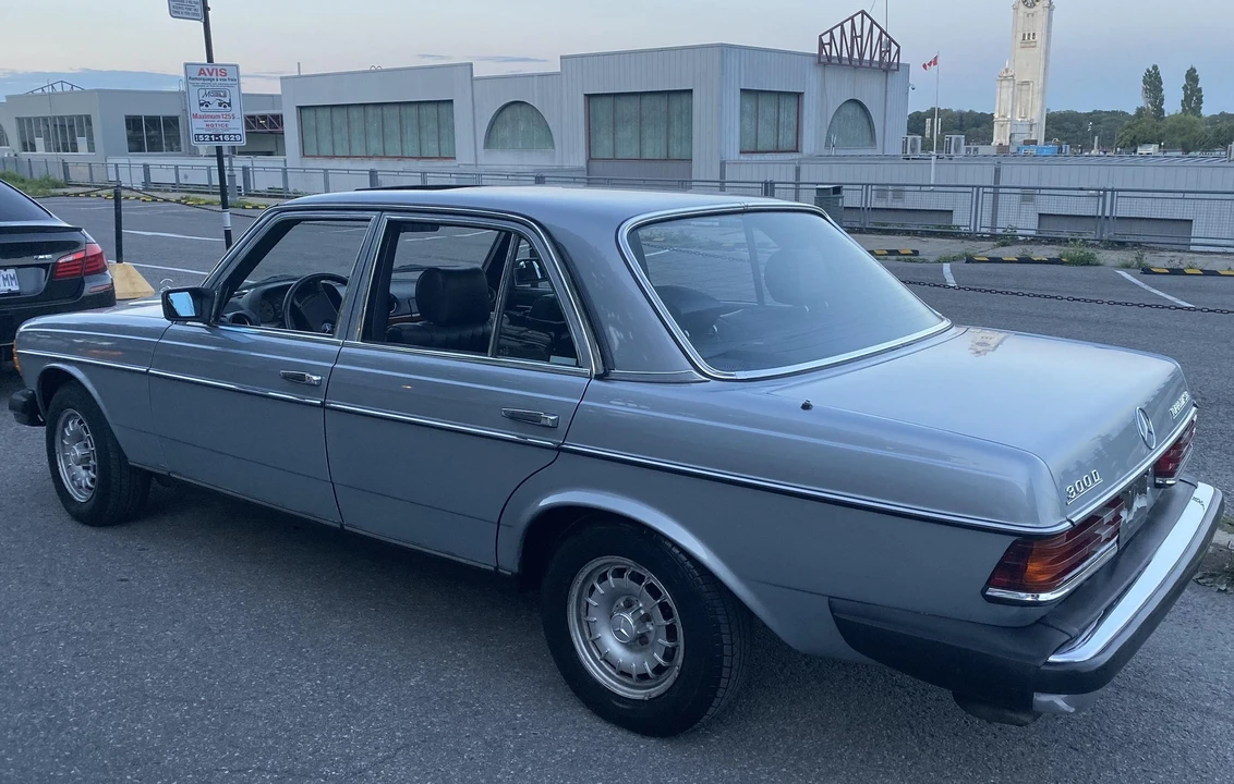 1984 Mercedes-Benz E-Class - Image 12 of 31