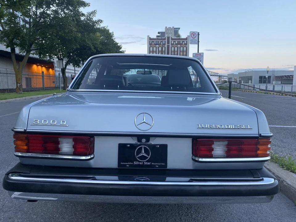 1984 Mercedes-Benz E-Class - Image 14 of 31