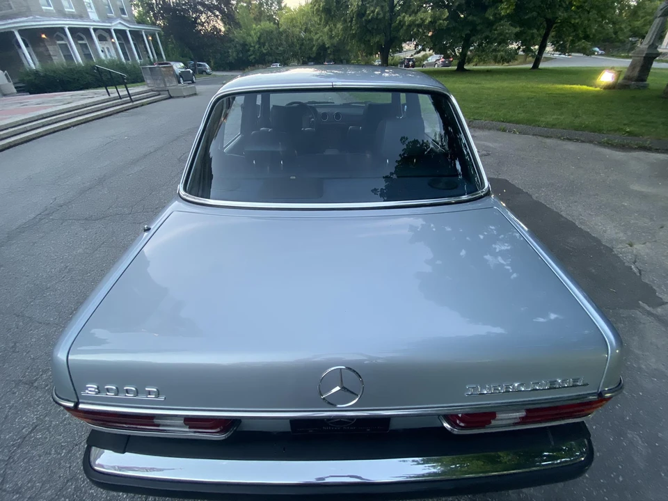 1984 Mercedes-Benz E-Class - Image 15 of 31