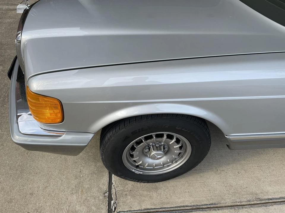 1984 Mercedes-Benz W126 S-Class Sedan - Image 20 of 31