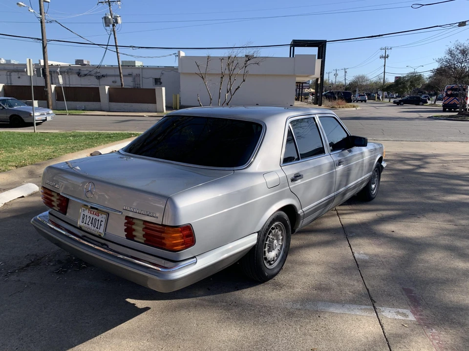 1984 Mercedes-Benz W126 S-Class Sedan - Image 9 of 31