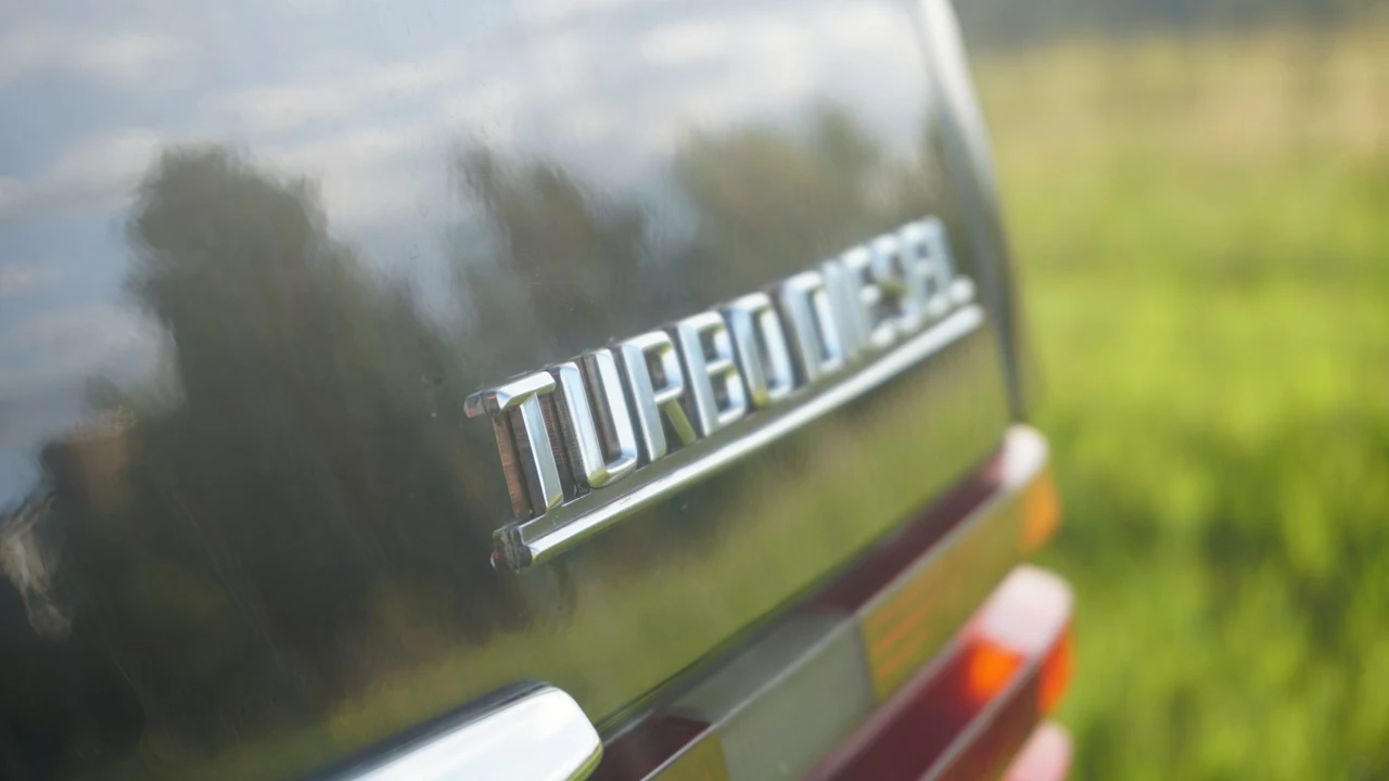 1984 Mercedes-Benz W126 S-Class Sedan - Image 31 of 31