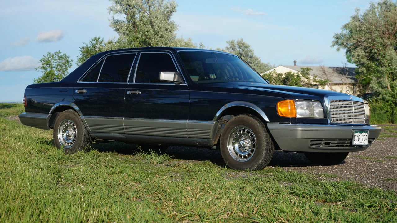 1984 Mercedes-Benz W126 S-Class Sedan - Image 16 of 31