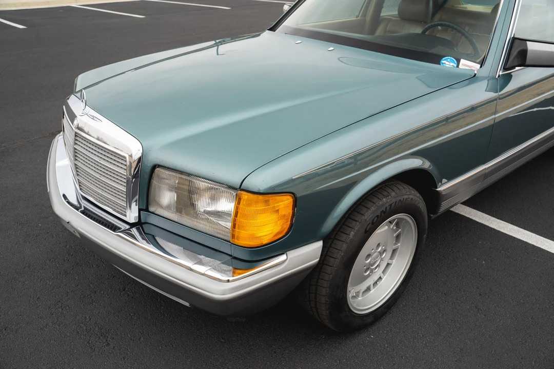 1984 Mercedes-Benz W126 S-Class Sedan - Image 22 of 31