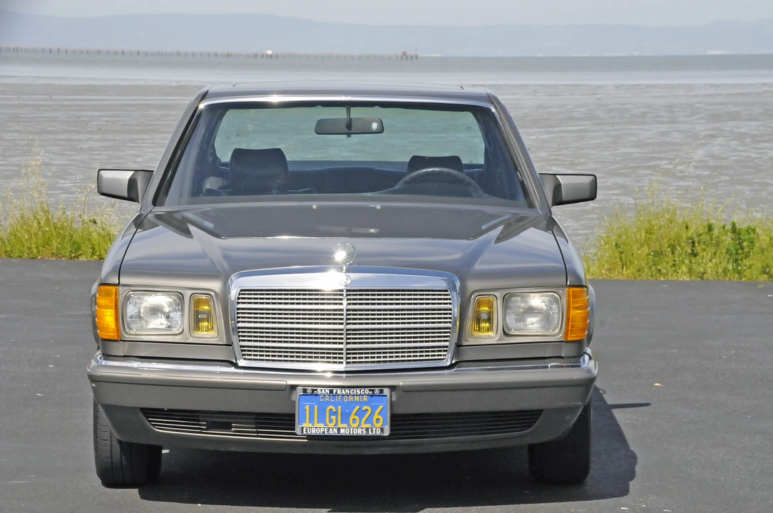 1984 Mercedes-Benz W126 S-Class Sedan - Image 22 of 31