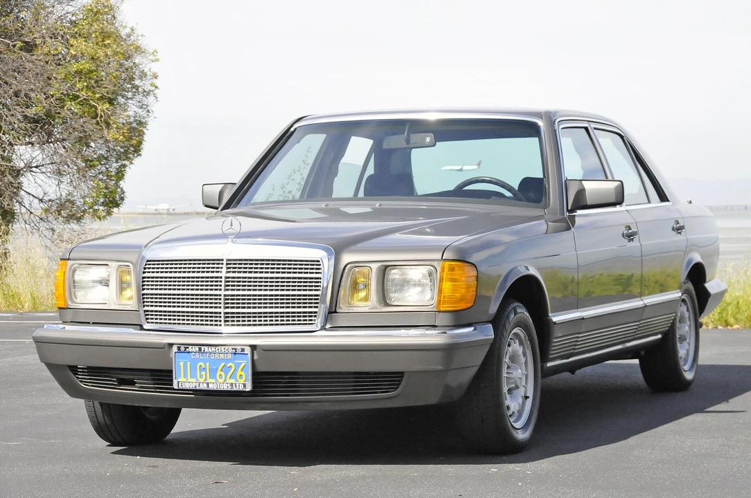 1984 Mercedes-Benz W126 S-Class Sedan - Image 23 of 31