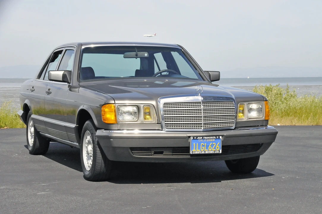 1984 Mercedes-Benz W126 S-Class Sedan - Image 21 of 31