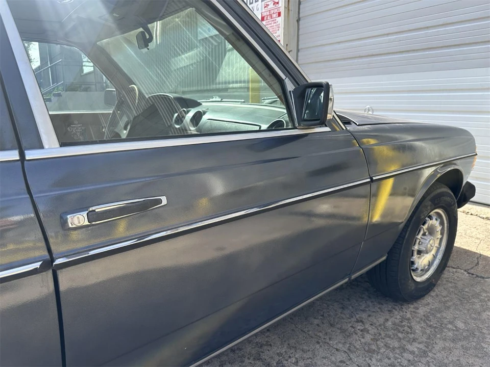 1984 Mercedes-Benz W123 Wagon (S123) - Image 21 of 31