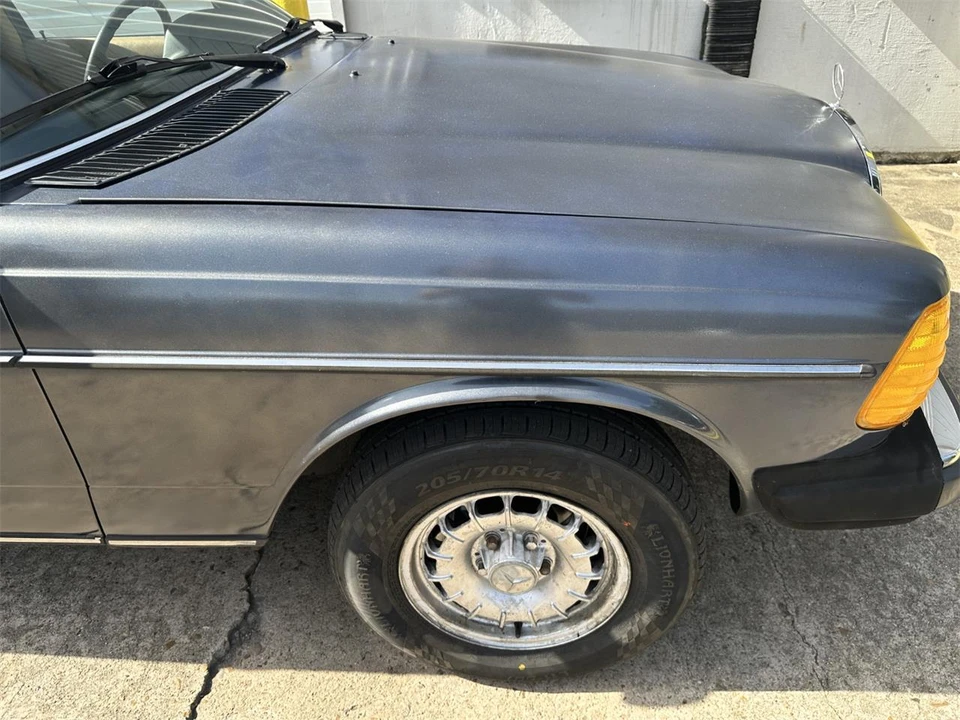 1984 Mercedes-Benz W123 Wagon (S123) - Image 27 of 31