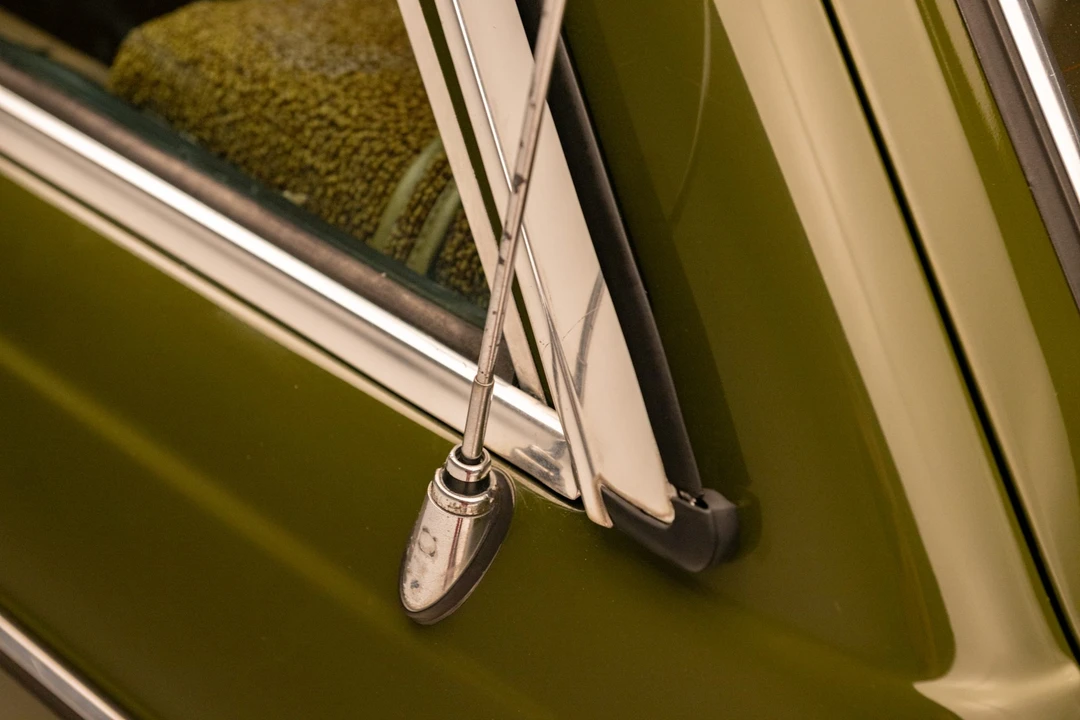 1984 Mercedes-Benz W123 Wagon (S123) - Image 26 of 31