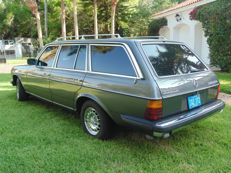 1984 Mercedes-Benz W123 Wagon (S123) - Image 4 of 31