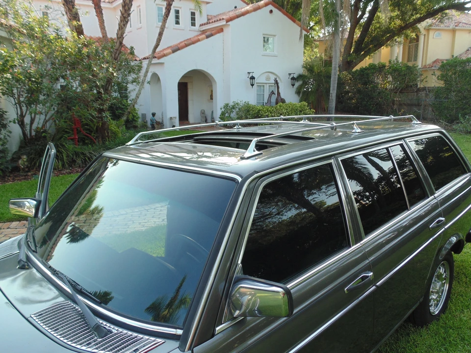 1984 Mercedes-Benz W123 Wagon (S123) - Image 28 of 31