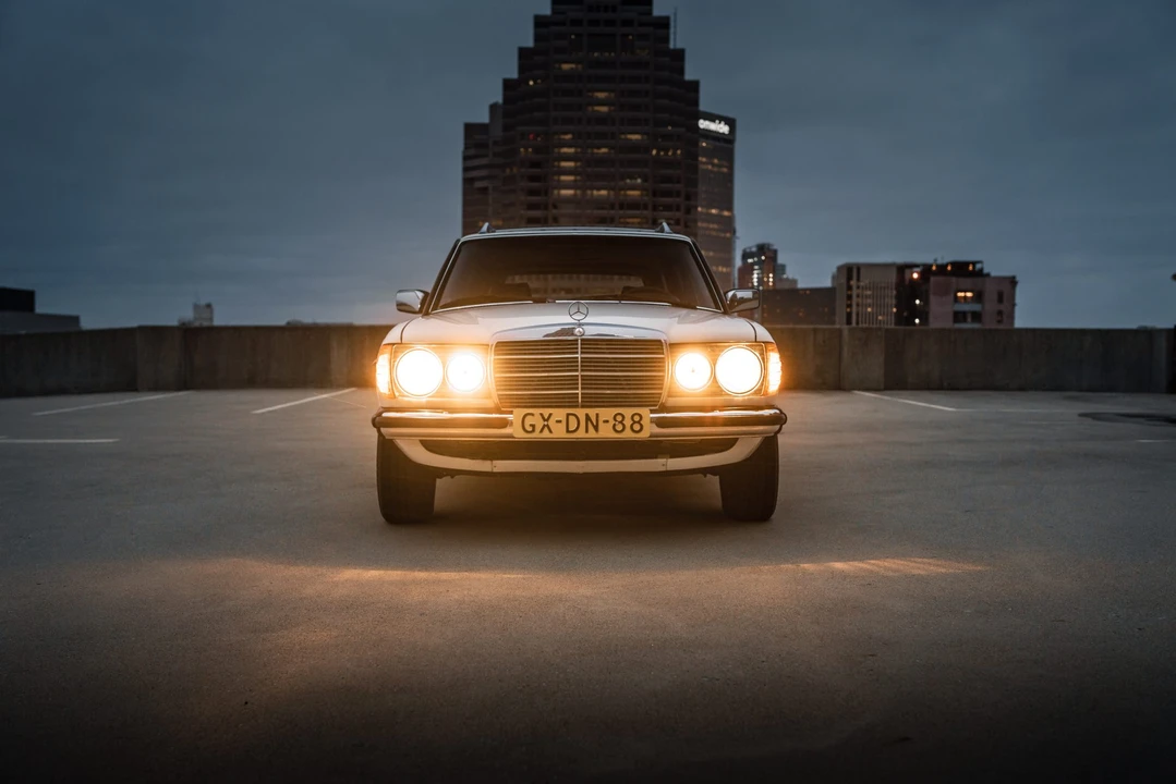 1984 Mercedes-Benz W123 Wagon (S123) - Image 18 of 31