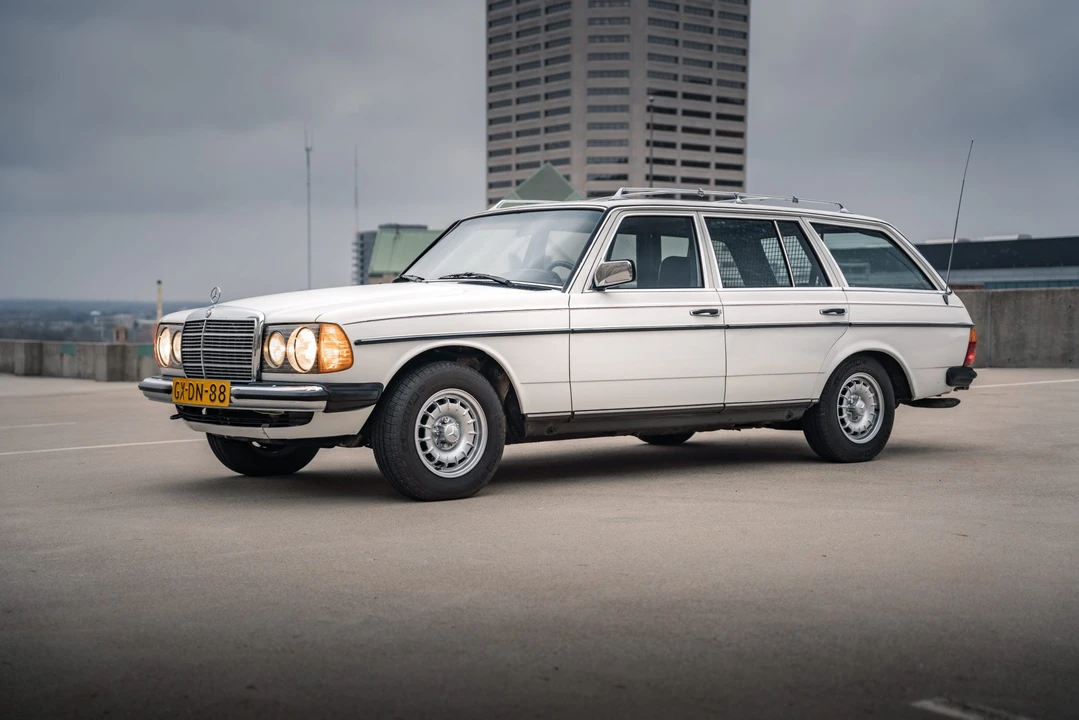 1984 Mercedes-Benz W123 Wagon (S123) - Image 7 of 31