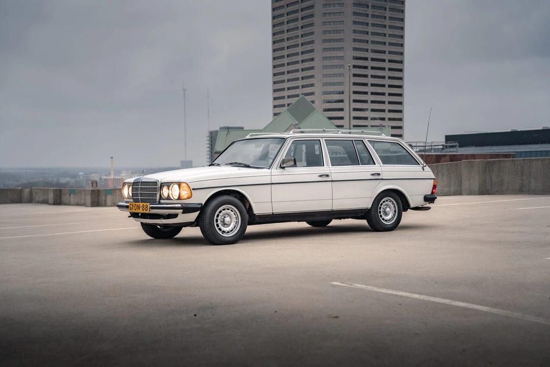 1984 Mercedes-Benz W123 Wagon (S123) - Image 8 of 31