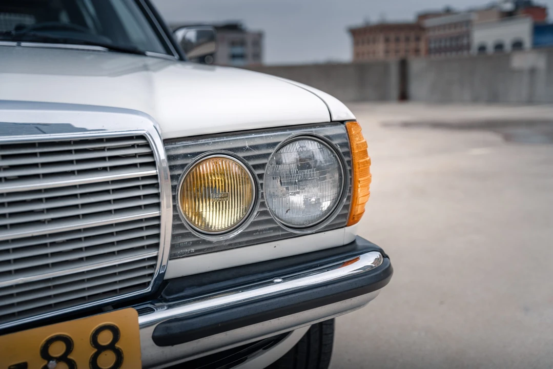 1984 Mercedes-Benz W123 Wagon (S123) - Image 27 of 31