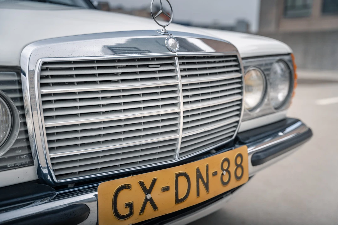 1984 Mercedes-Benz W123 Wagon (S123) - Image 30 of 31