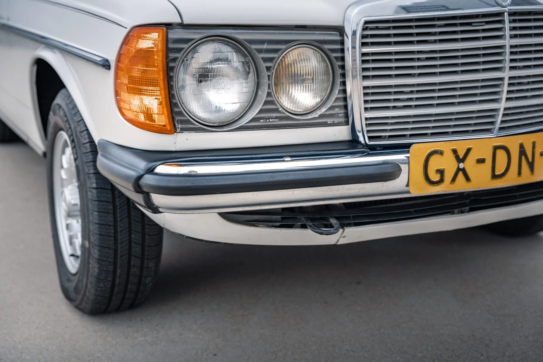 1984 Mercedes-Benz W123 Wagon (S123) - Image 31 of 31