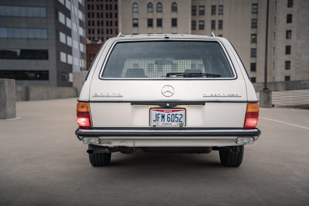1984 Mercedes-Benz W123 Wagon (S123) - Image 12 of 31