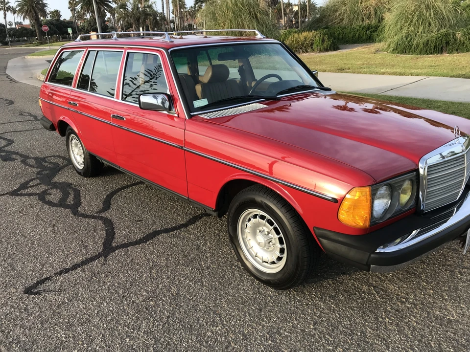 1984 Mercedes-Benz W123 Wagon (S123) - Image 16 of 31