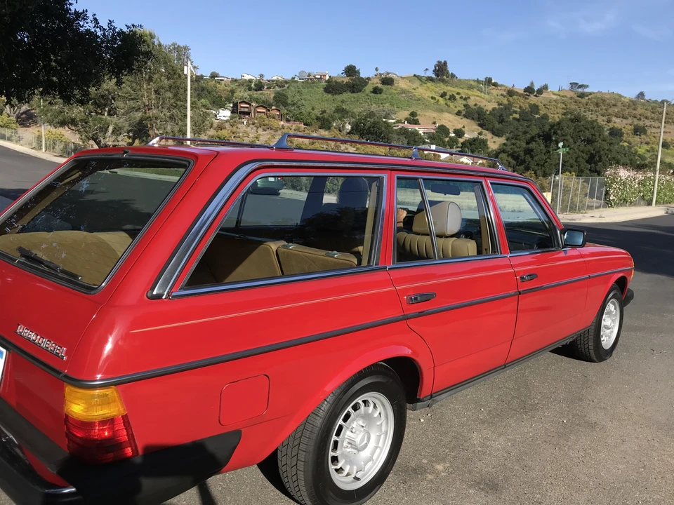 1984 Mercedes-Benz W123 Wagon (S123) - Image 11 of 31