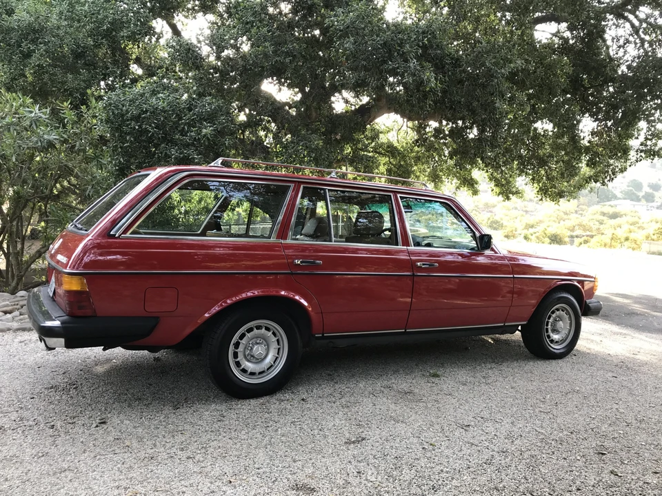 1984 Mercedes-Benz W123 Wagon (S123) - Image 12 of 31